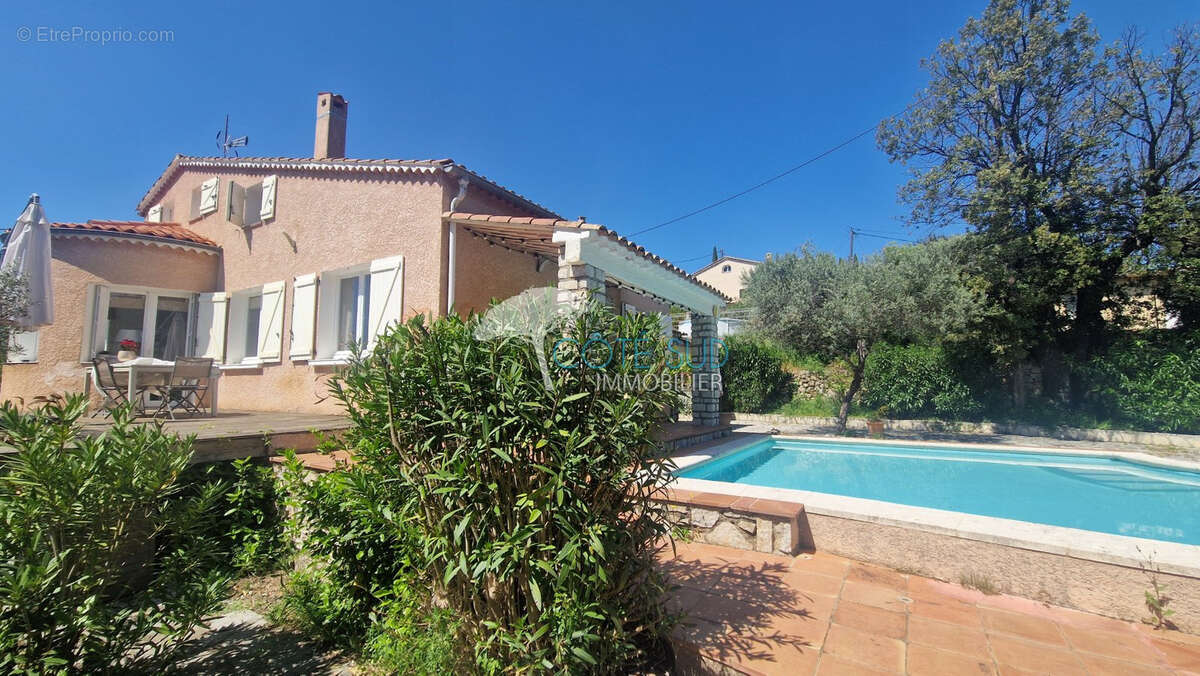 Maison à LORGUES