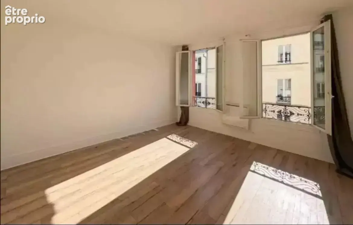 Appartement à PARIS-14E