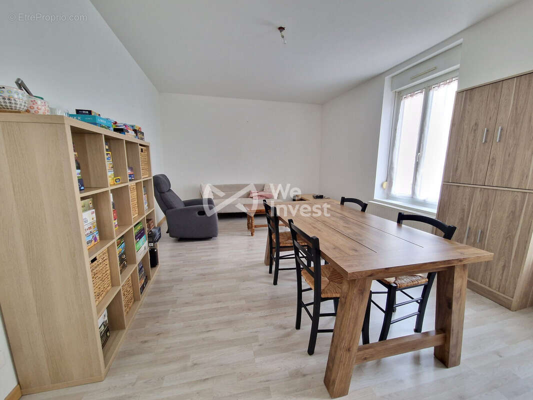 Appartement à BOUXIERES-AUX-DAMES