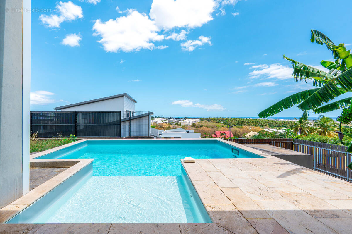 Maison à LA POSSESSION