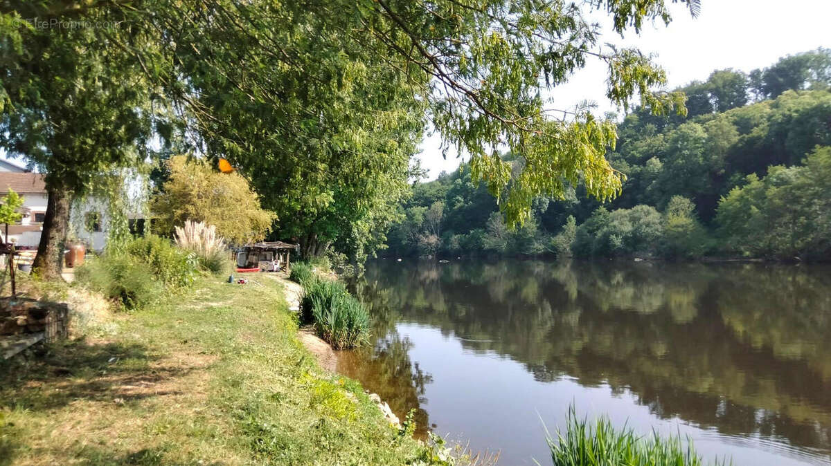 RIVER - Maison à SAINT-JUNIEN