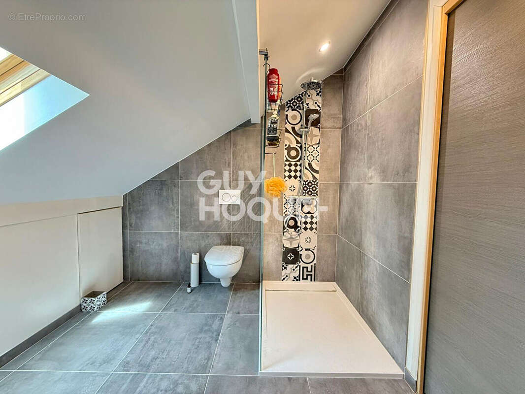 Appartement  Duplex Entrelacs 5 pièces 196 m2 avec terrain - photo 10