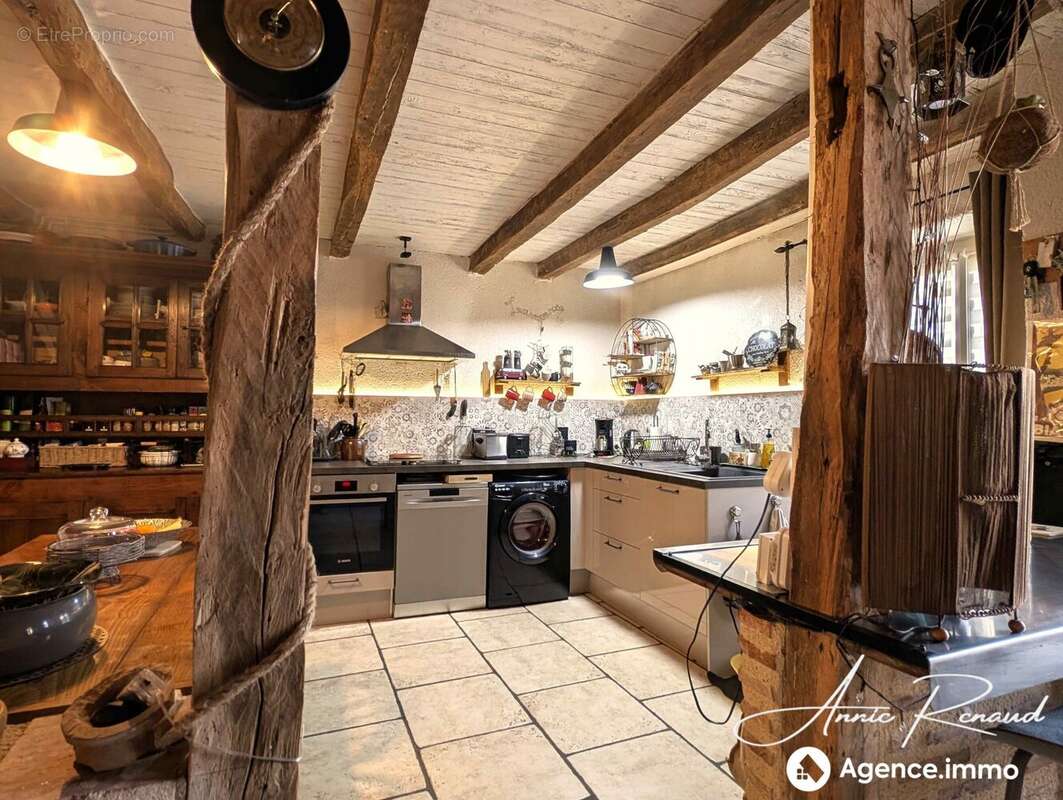 Maison à SAINT-VITE