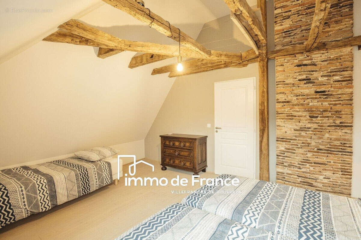 Maison à SAINT-CIRQ-LAPOPIE