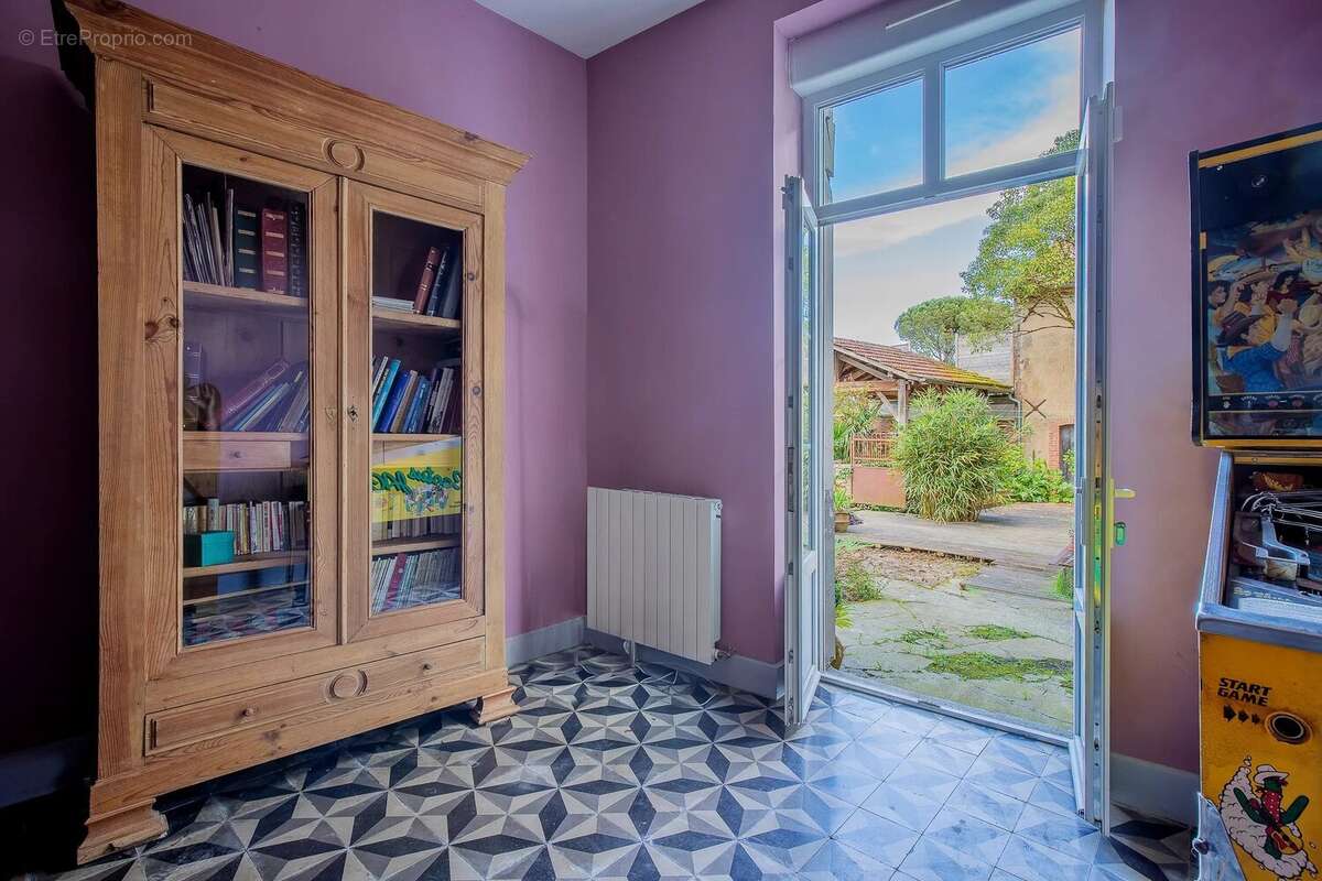 Maison à POUILLON