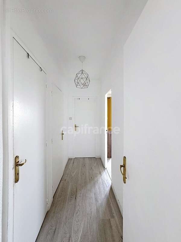 Appartement 6 pièces - Bd Talabot - photo 10
