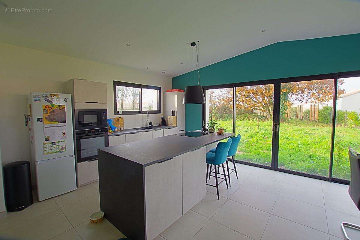 Maison à SAINTE-FOY