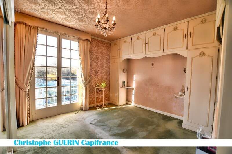 Maison à MONTIGNAC-CHARENTE