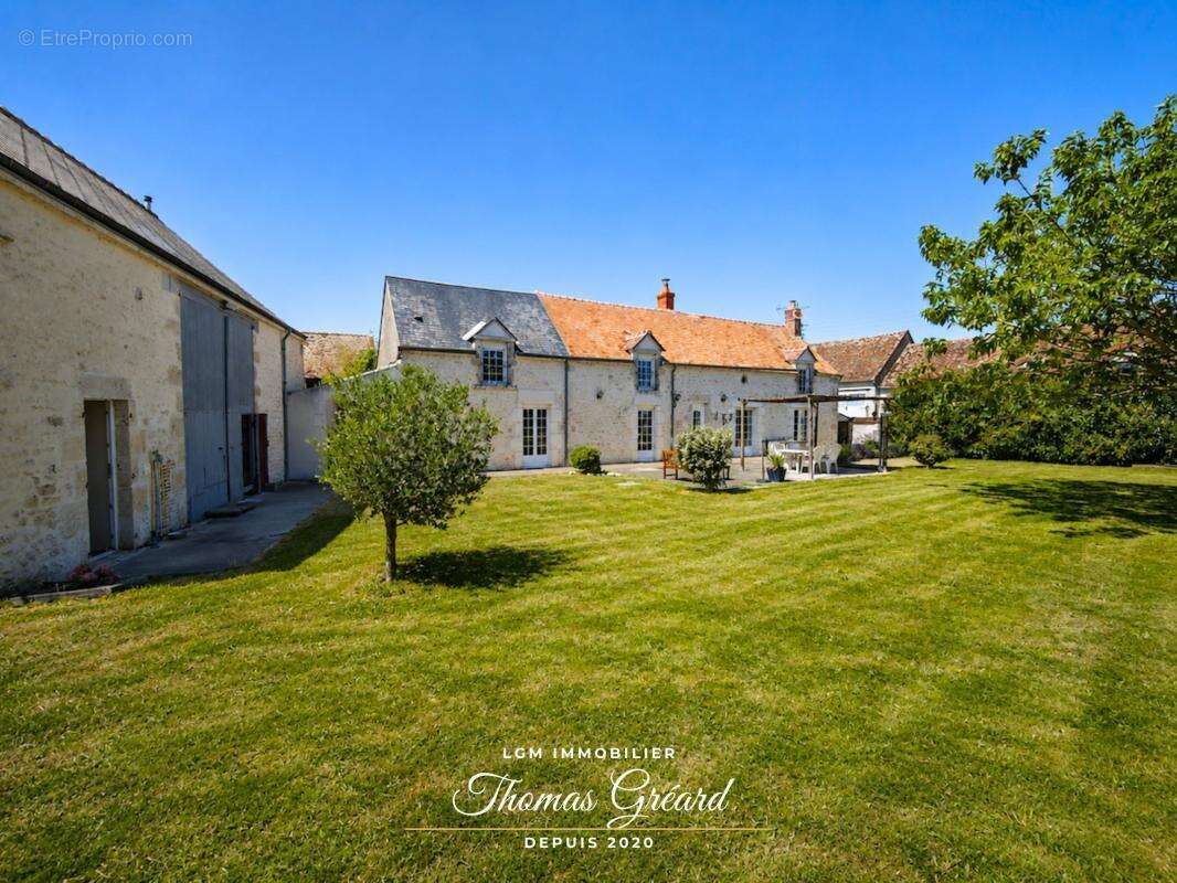 Longère rénovée 175 m² avec 4 chambres, grange et DPE B - Secteur Binas - 20 min de Châteaudun - photo 17