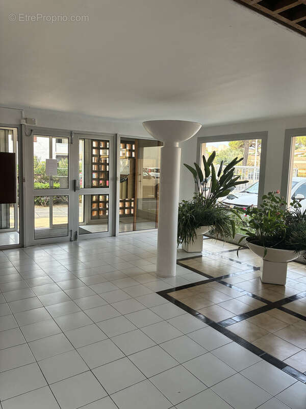 Appartement de type 2 avec loggia + place de parking privative - photo 14