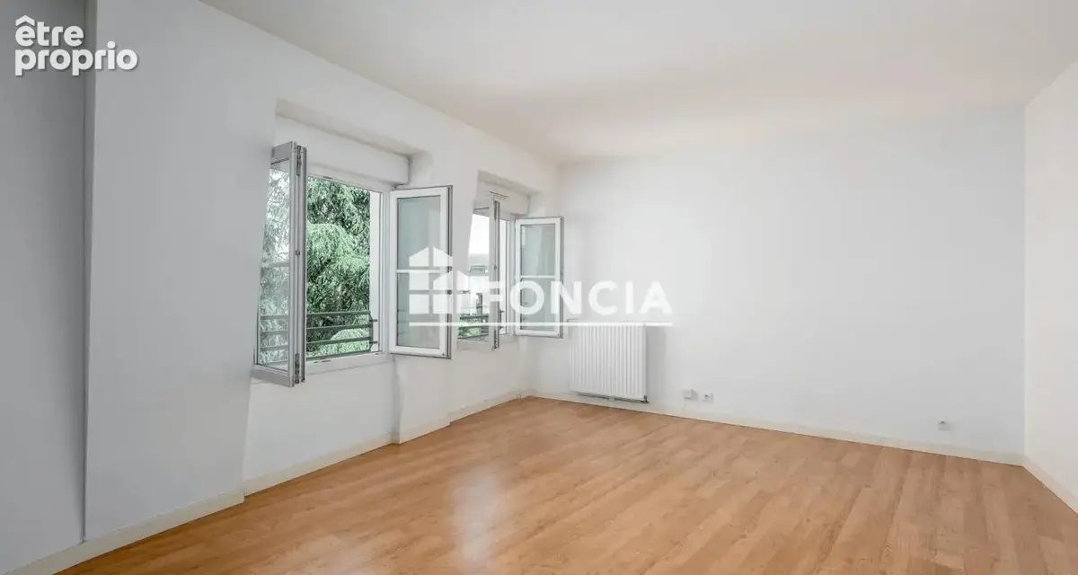 Photo Appartement à Saint-Pierre-Du-Perray au prix de 145 000€