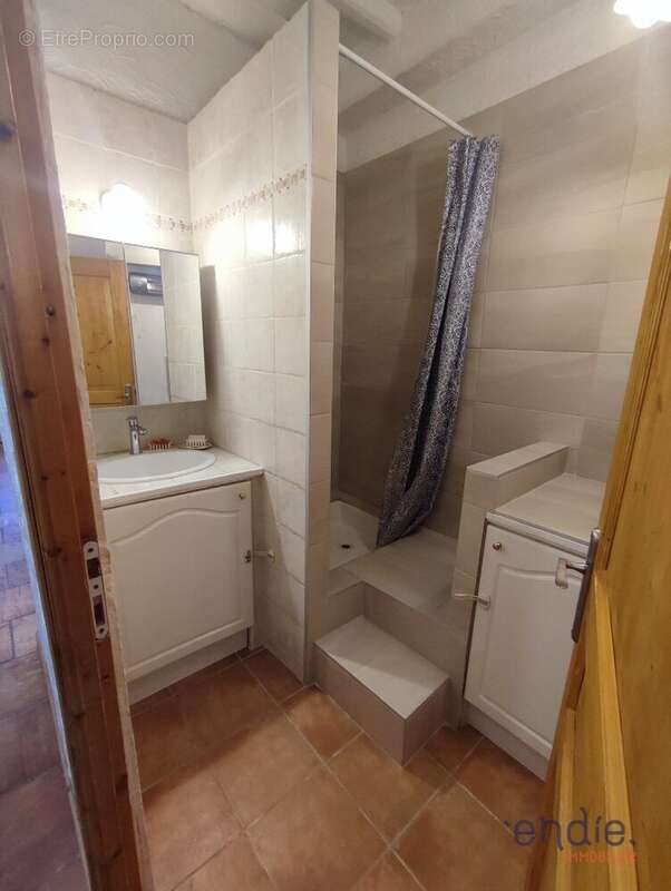 Appartement à LORGUES