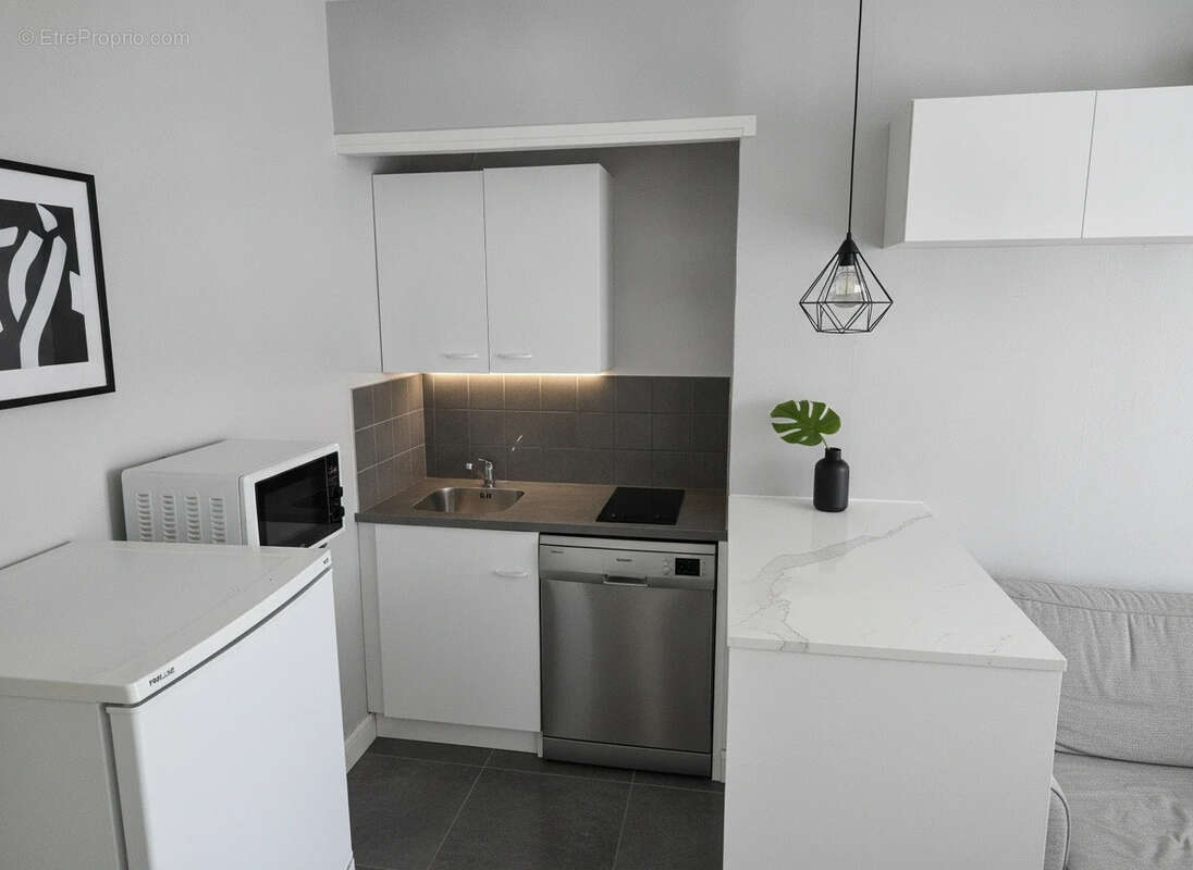 Appartement à COURBEVOIE
