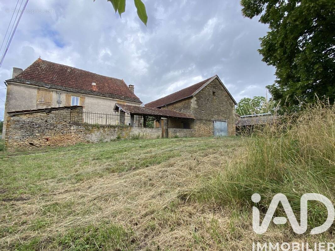 Photo 1 - Maison à LA CHAPELLE-AUBAREIL