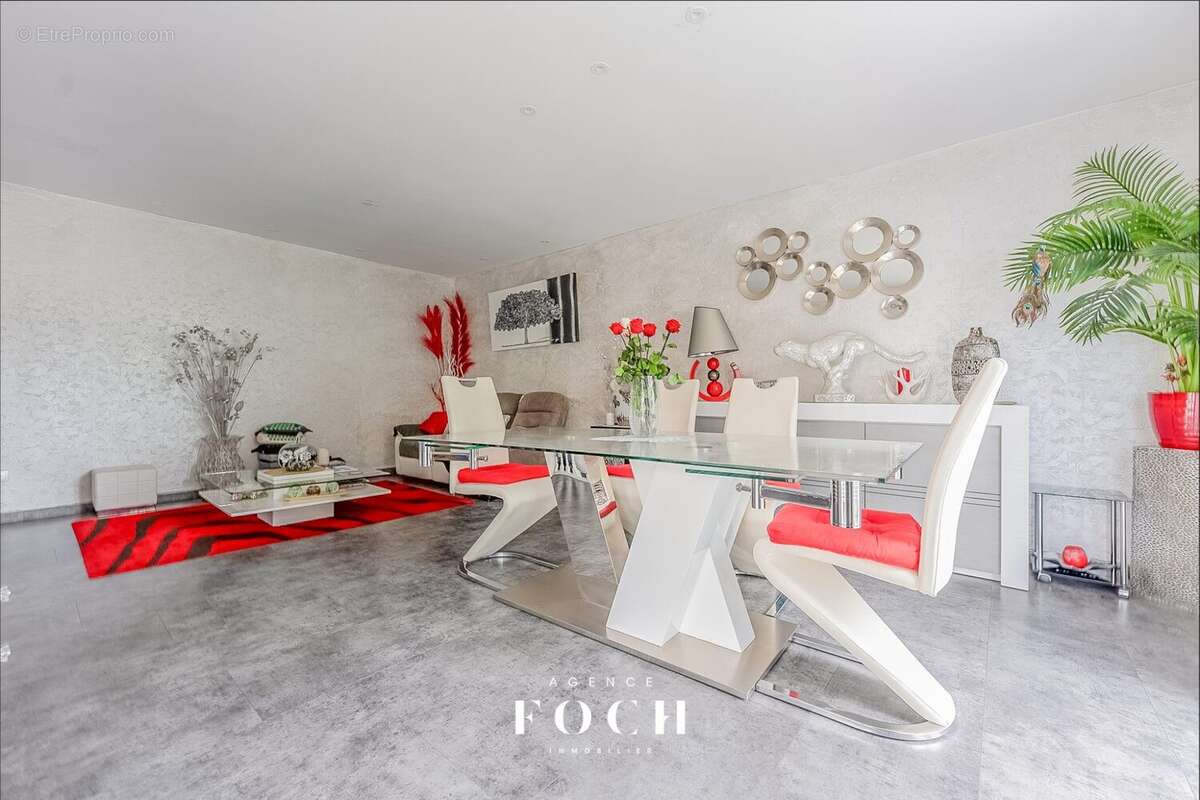 Maison à NORROY-LES-PONT-A-MOUSSON