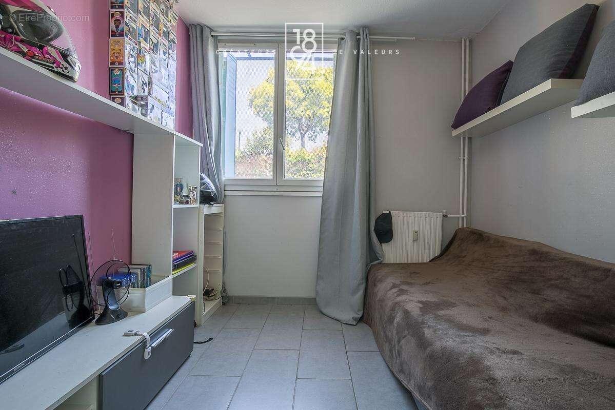 Appartement à MARSEILLE-13E