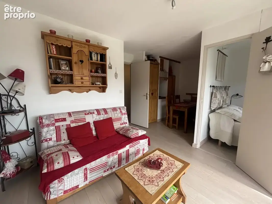 APPARTEMENT 2 pièces - A 2 pas du village - photo 2