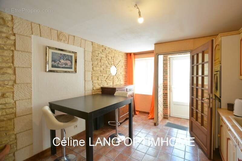 Maison à FRANCHEVAL