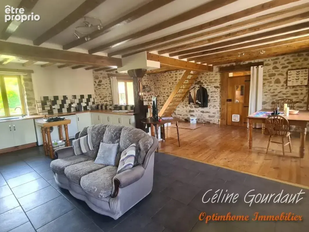 Maison 7 pièces – 200 m² habitables – 113 m² de dépendances – 6 646 m² de terrain - photo 3