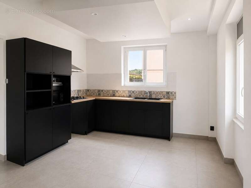 Maison de 5 pièces principales - photo 3
