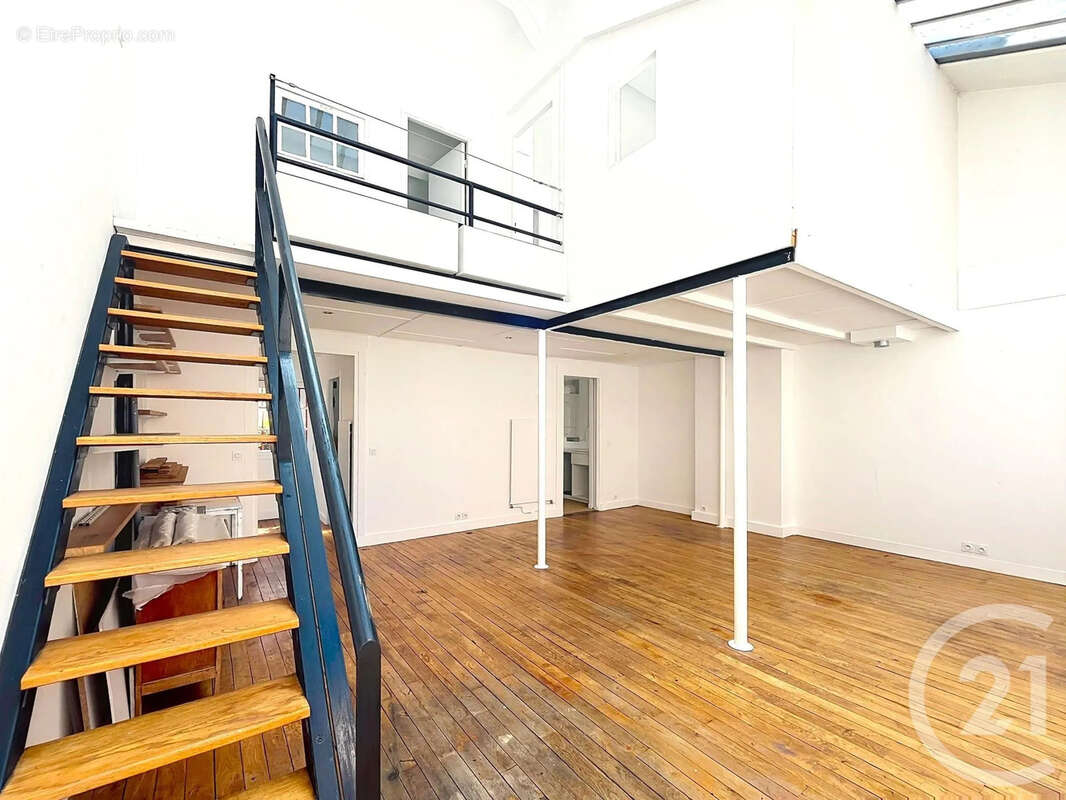 Appartement à PARIS-14E