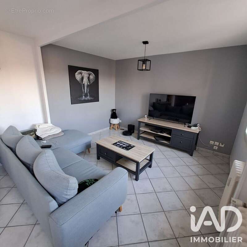 Appartement 78 m² à Annonay  - photo 3