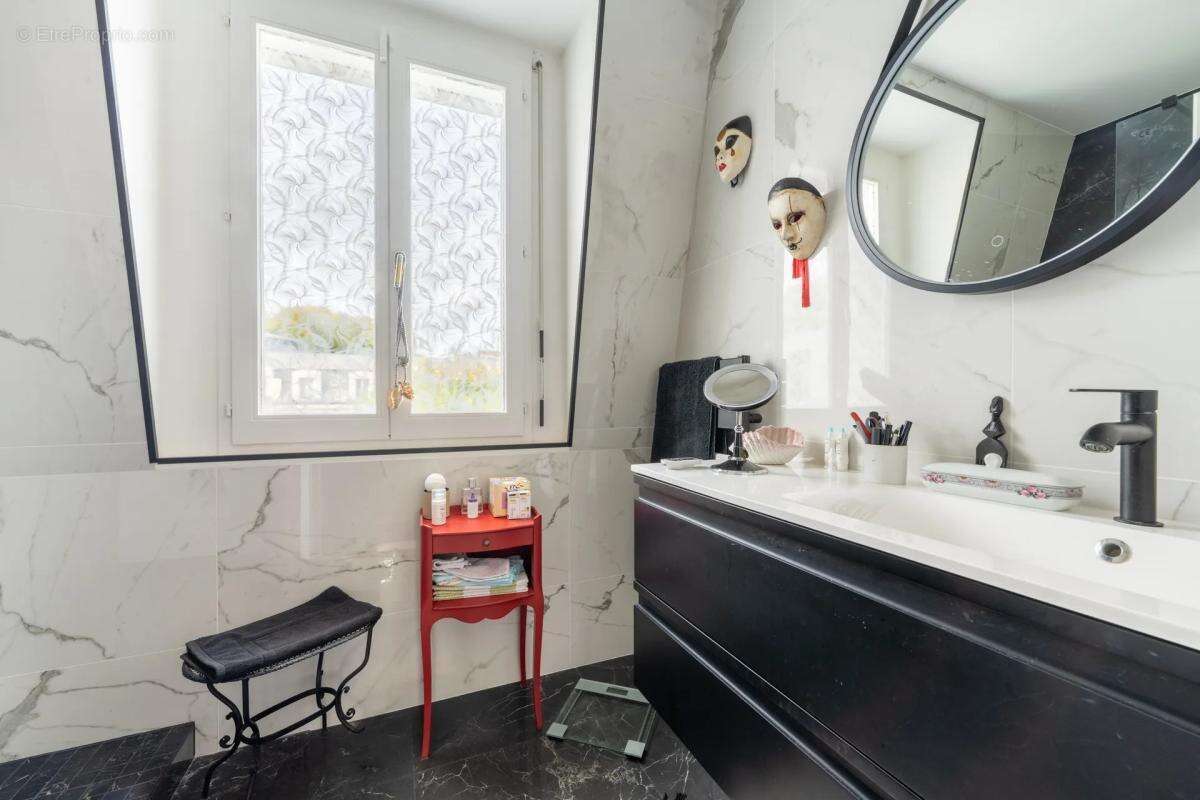 Maison à L&#039;ISLE-ADAM