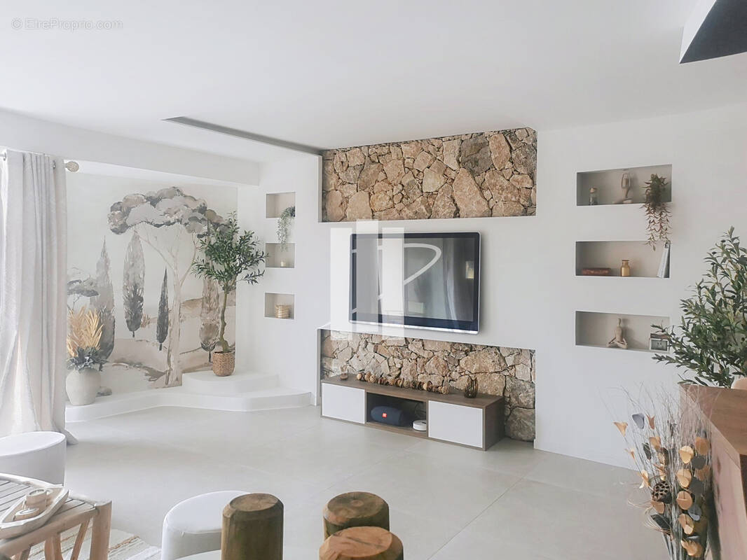 Appartement à SAINT-RAPHAEL