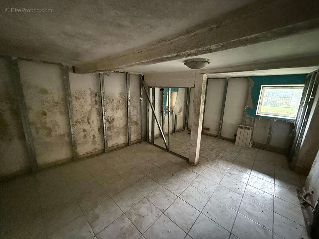 Appartement à SAINT-CYR-SUR-MORIN