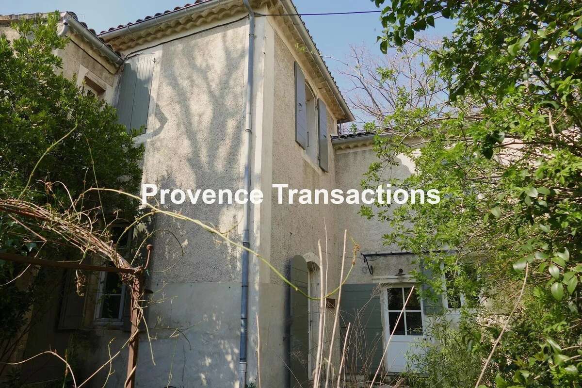 Maison à VAISON-LA-ROMAINE