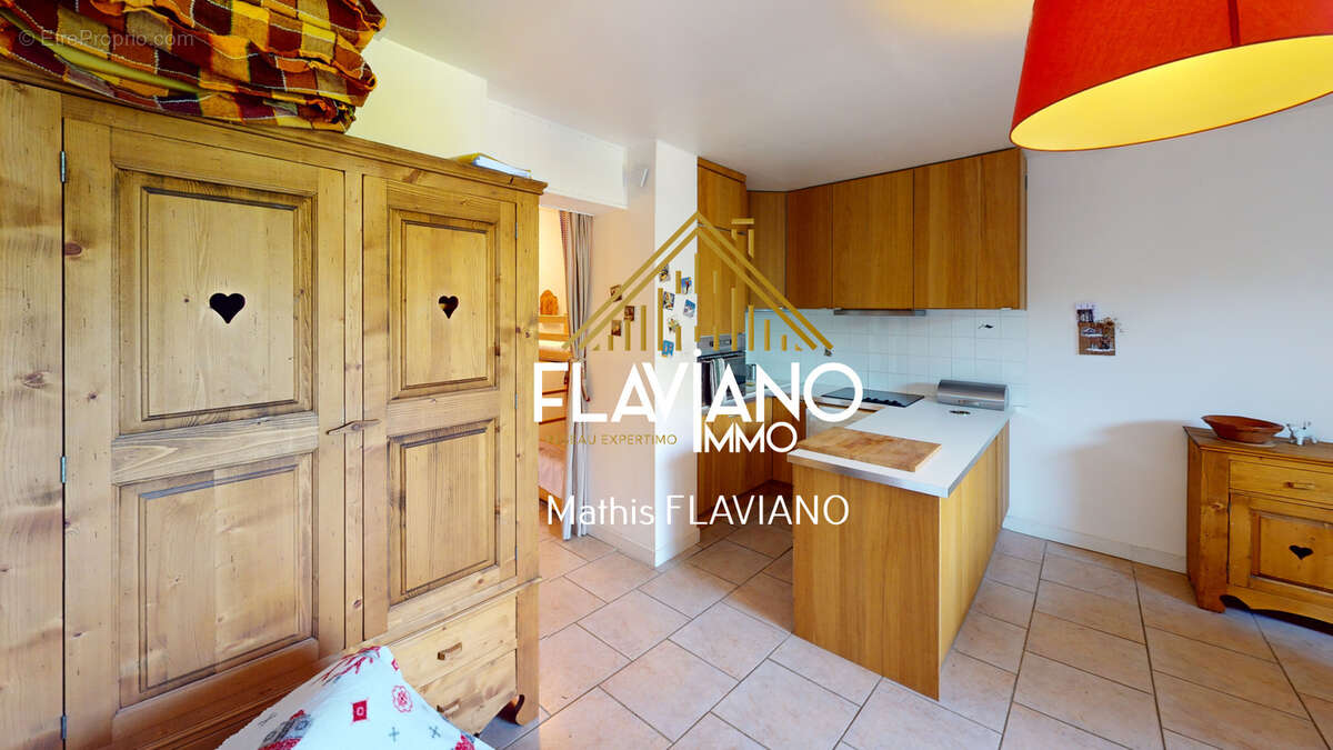 Appartement à UVERNET-FOURS