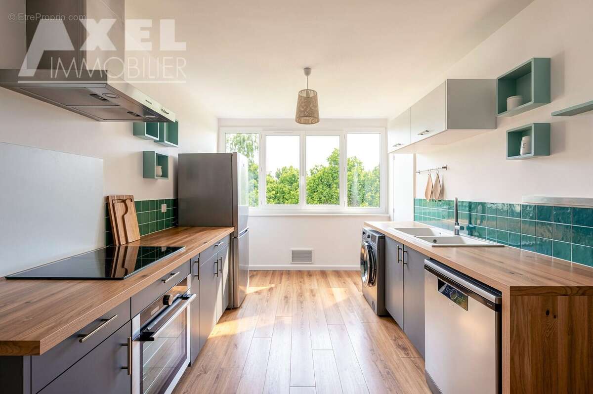 Appartement à FONTENAY-LE-FLEURY