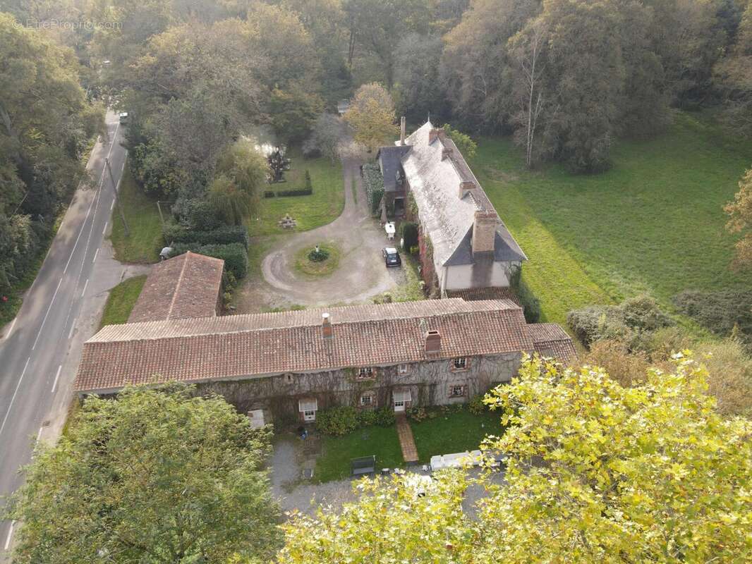 Maison à SAINT-AIGNAN-GRANDLIEU