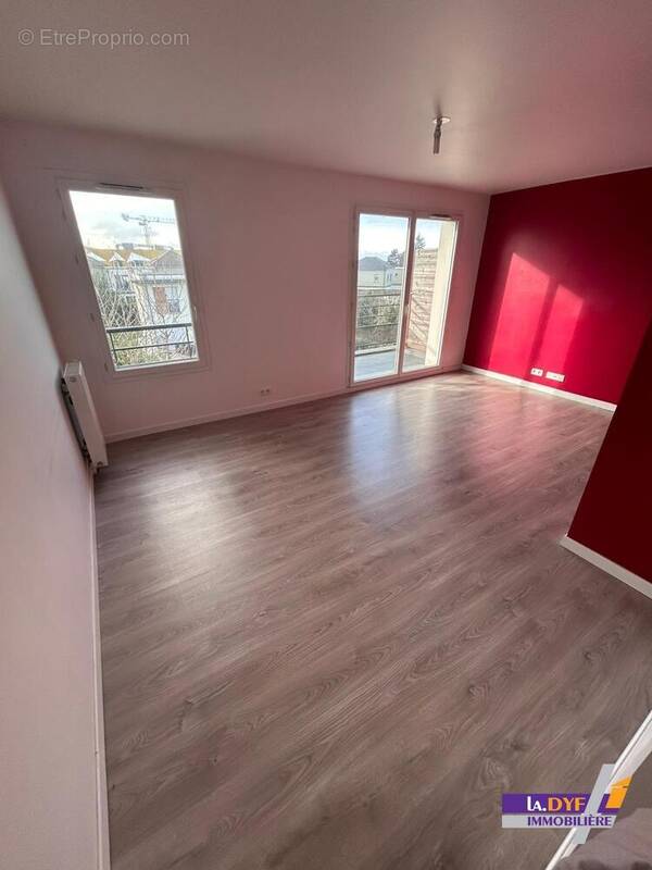 Appartement à CLAYE-SOUILLY