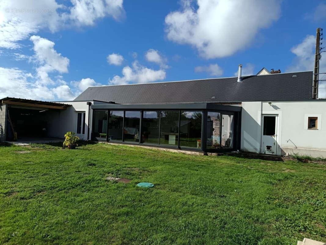 Maison à LE FAVRIL