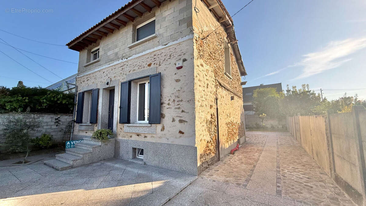 Maison 140m² à corbeil-essonnes - photo 13