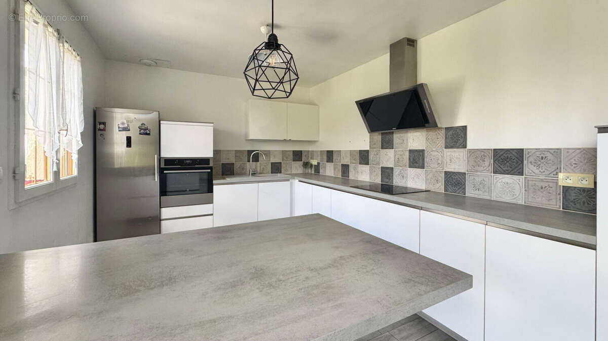 Maison à CORBEIL-ESSONNES