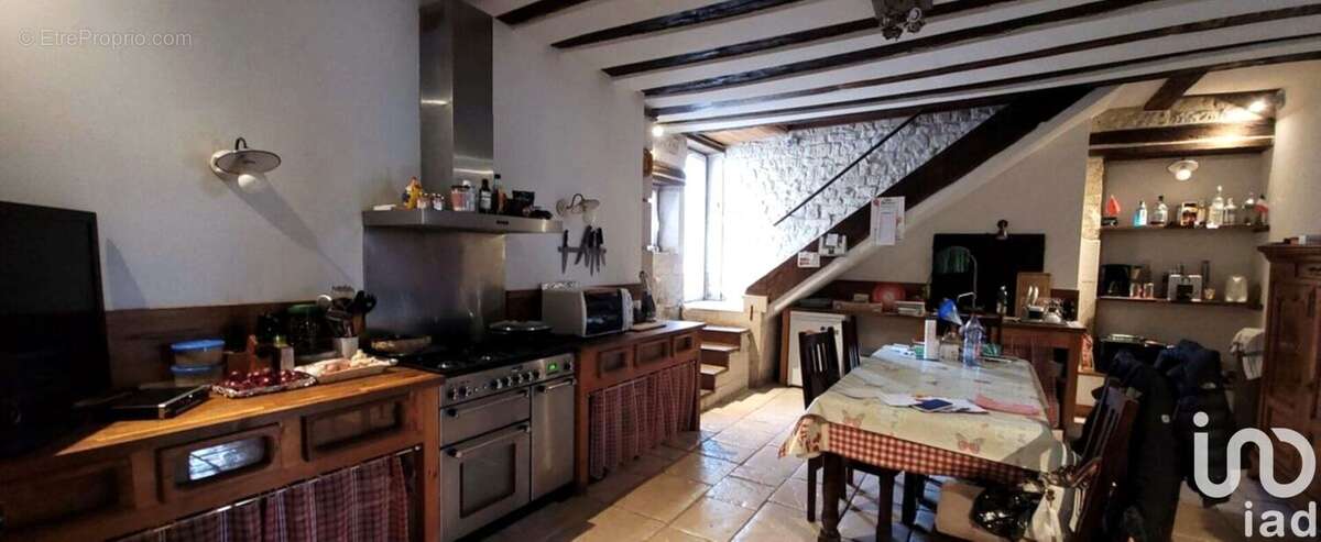 Photo 5 - Maison à VIGNEULLES-LES-HATTONCHATEL