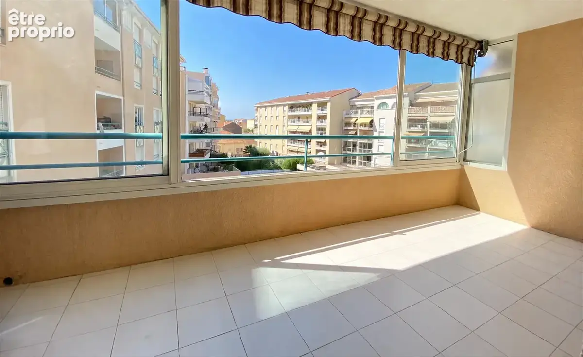 Appartement à SAINT-RAPHAEL