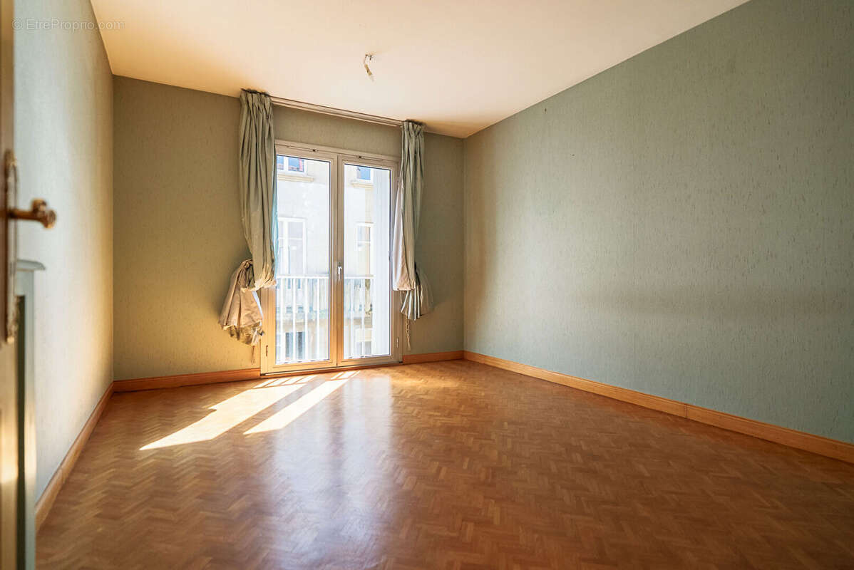 Appartement à CARCASSONNE