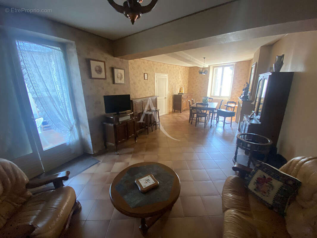 Maison à ASCHERES-LE-MARCHE