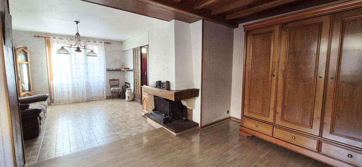 Maison à TREPT