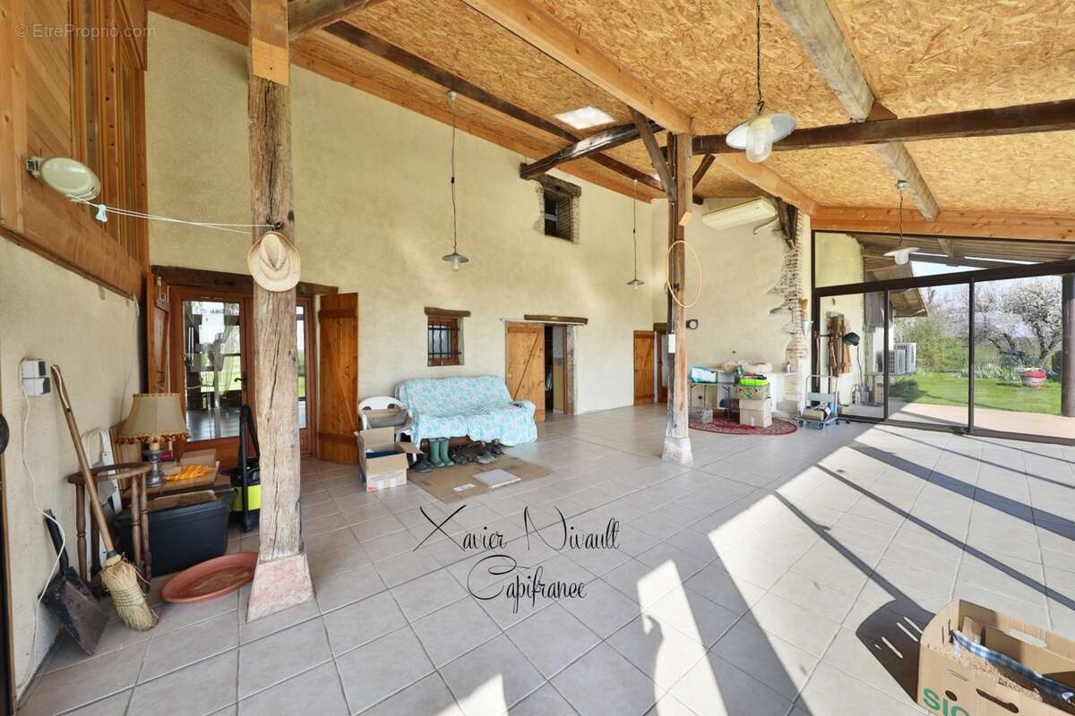Maison à vendre 5 pièces proche de MANTENAY MONTLIN (01) - photo 12