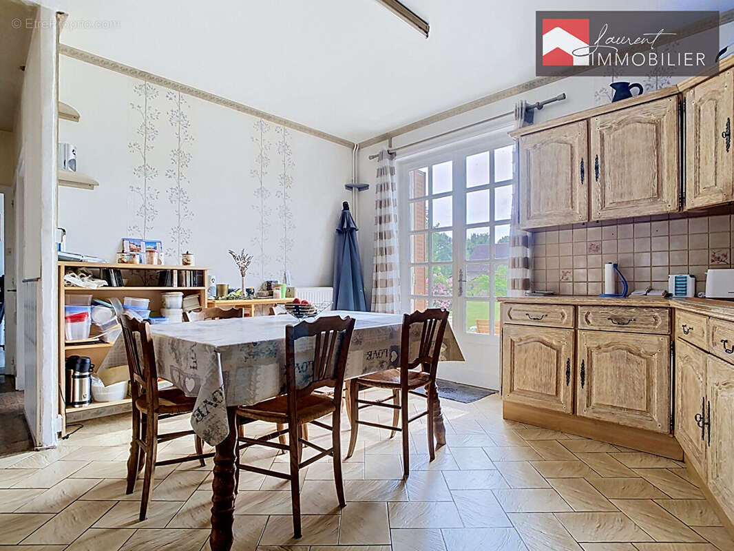 Maison à CUISERY