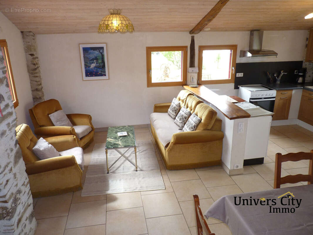 Maison à LE LOROUX-BOTTEREAU