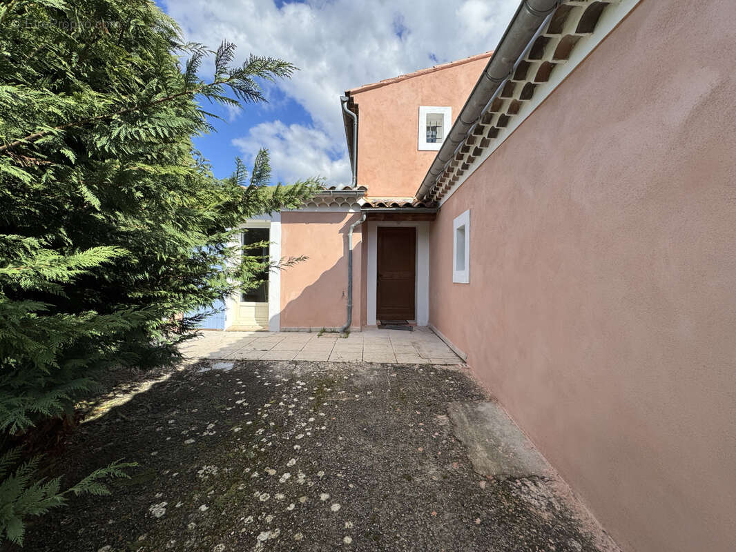 Maison à MORMOIRON