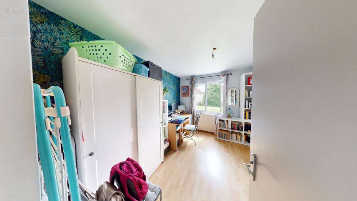 Appartement à SAINT-JEAN-DE-LA-RUELLE