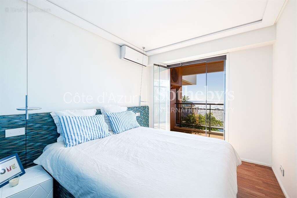 Appartement à VILLEFRANCHE-SUR-MER