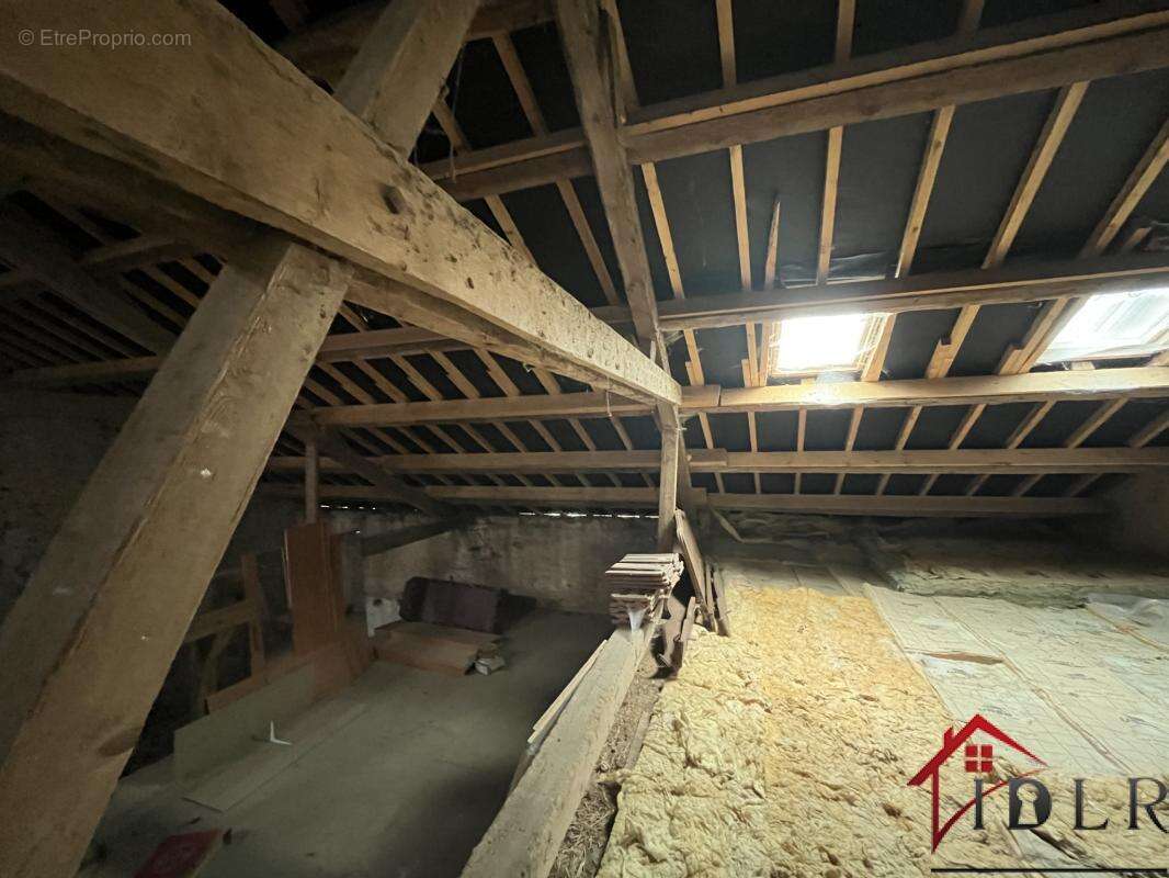 Maison à CHAUVIREY-LE-CHATEL