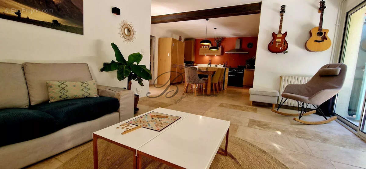 Maison à LOURMARIN
